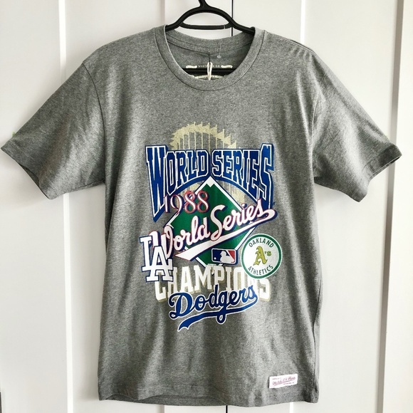 Mitchell & Ness, T Shirt, 1988, World Series Champions, LA Dodgers Size S, NEW - Picture 1 of 7